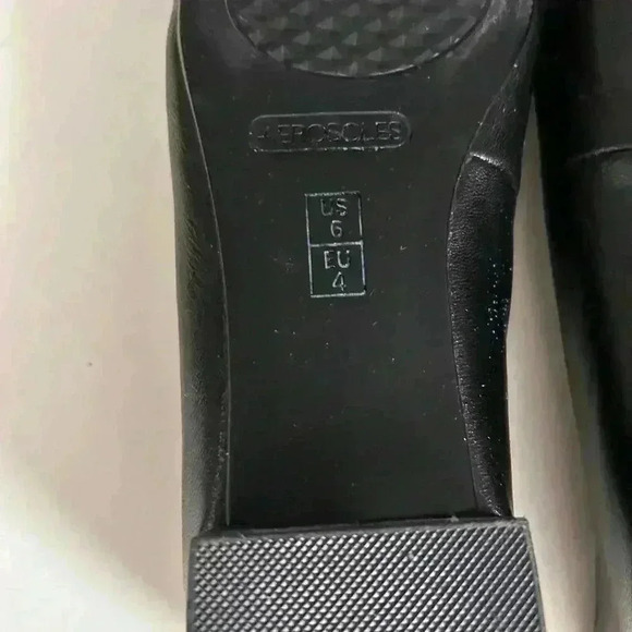 Aerosole Black Flats in Size  5 - Picture 7 of 8